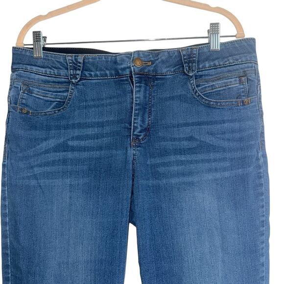 Democracy Absolution Jeans Sz 12 Stretch Comfort Slimming Non-Distressed - Picture 3 of 8